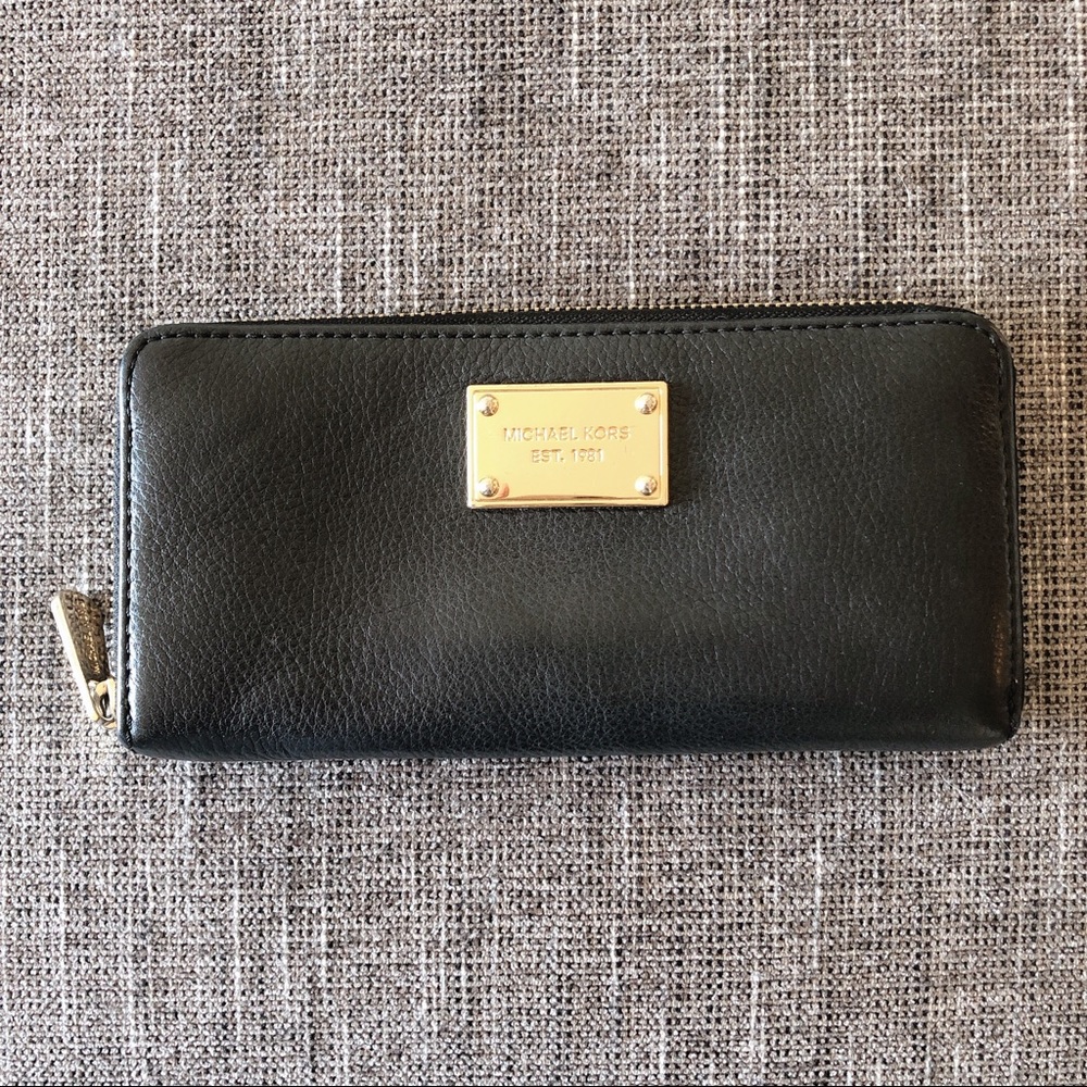 Michael Kors Wallet (Black)